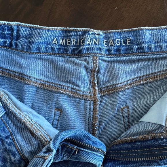 American Eagle Mom Short - Picture 2 of 4
